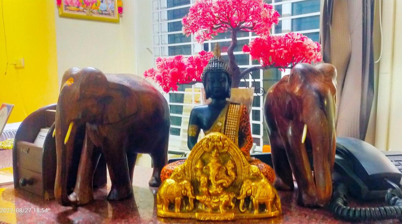 Msp Grands Inn Madurai Bagian luar foto
