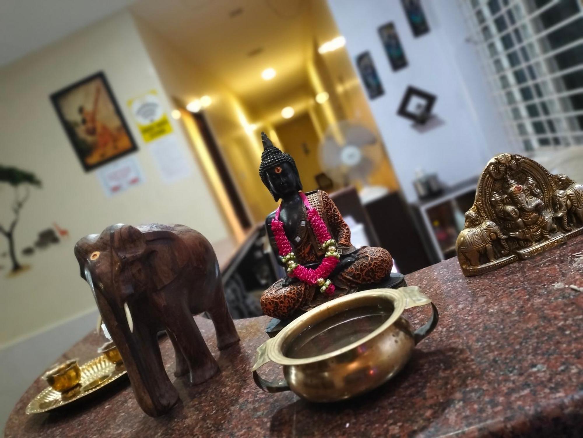 Msp Grands Inn Madurai Bagian luar foto